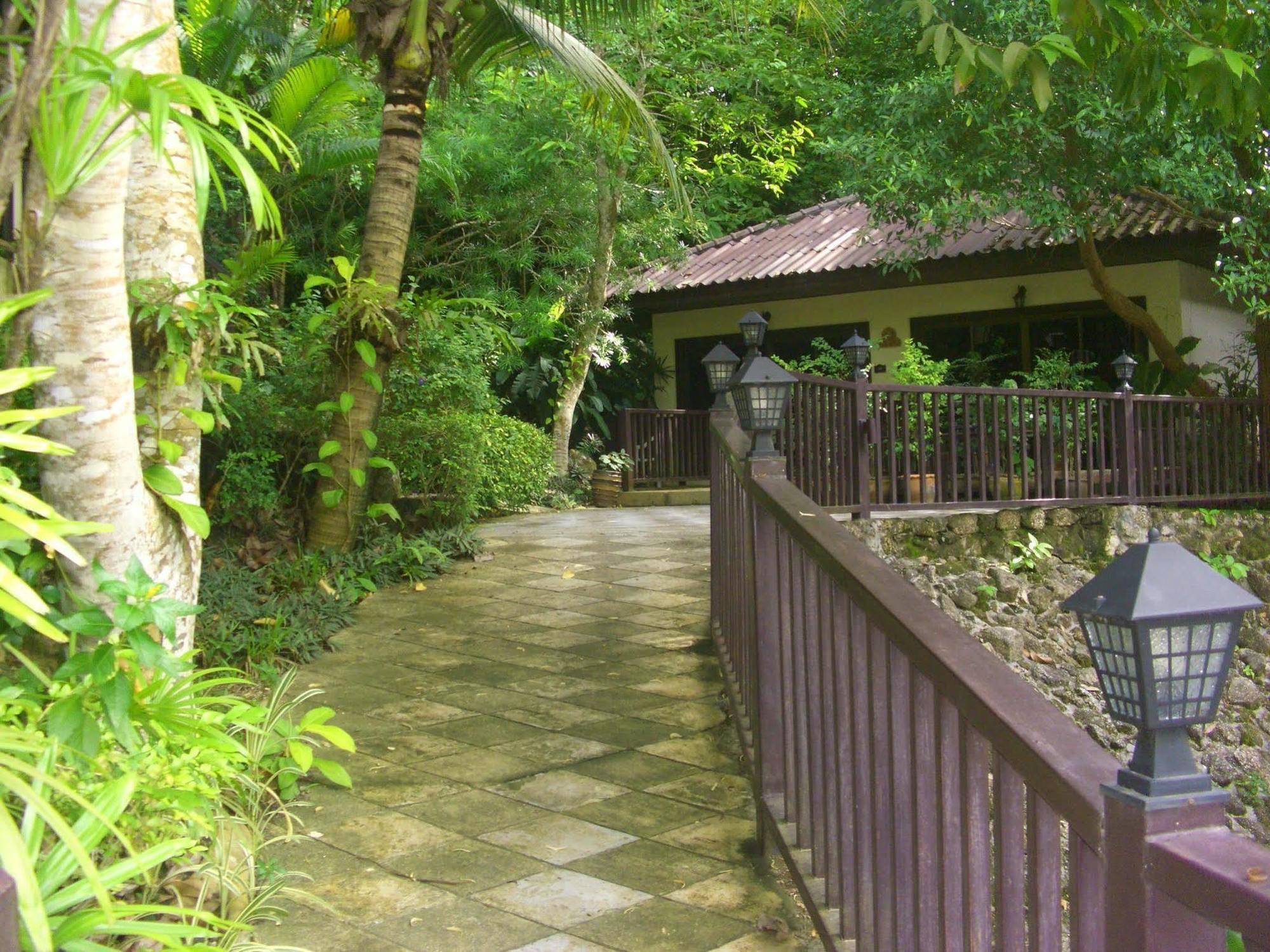 The Hill Resort Patong Extérieur photo