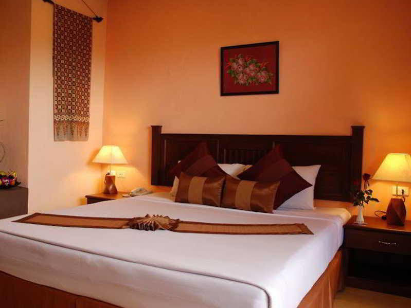 The Hill Resort Patong Extérieur photo