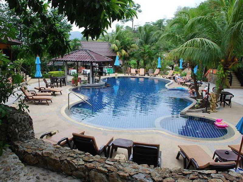 The Hill Resort Patong Extérieur photo