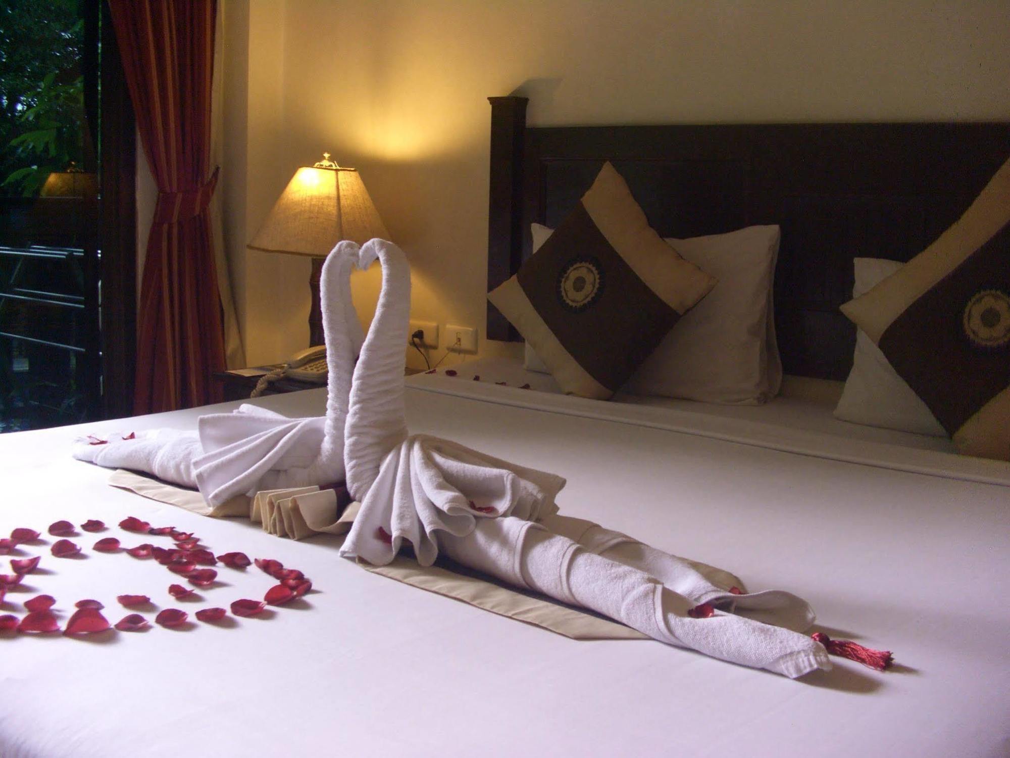The Hill Resort Patong Extérieur photo